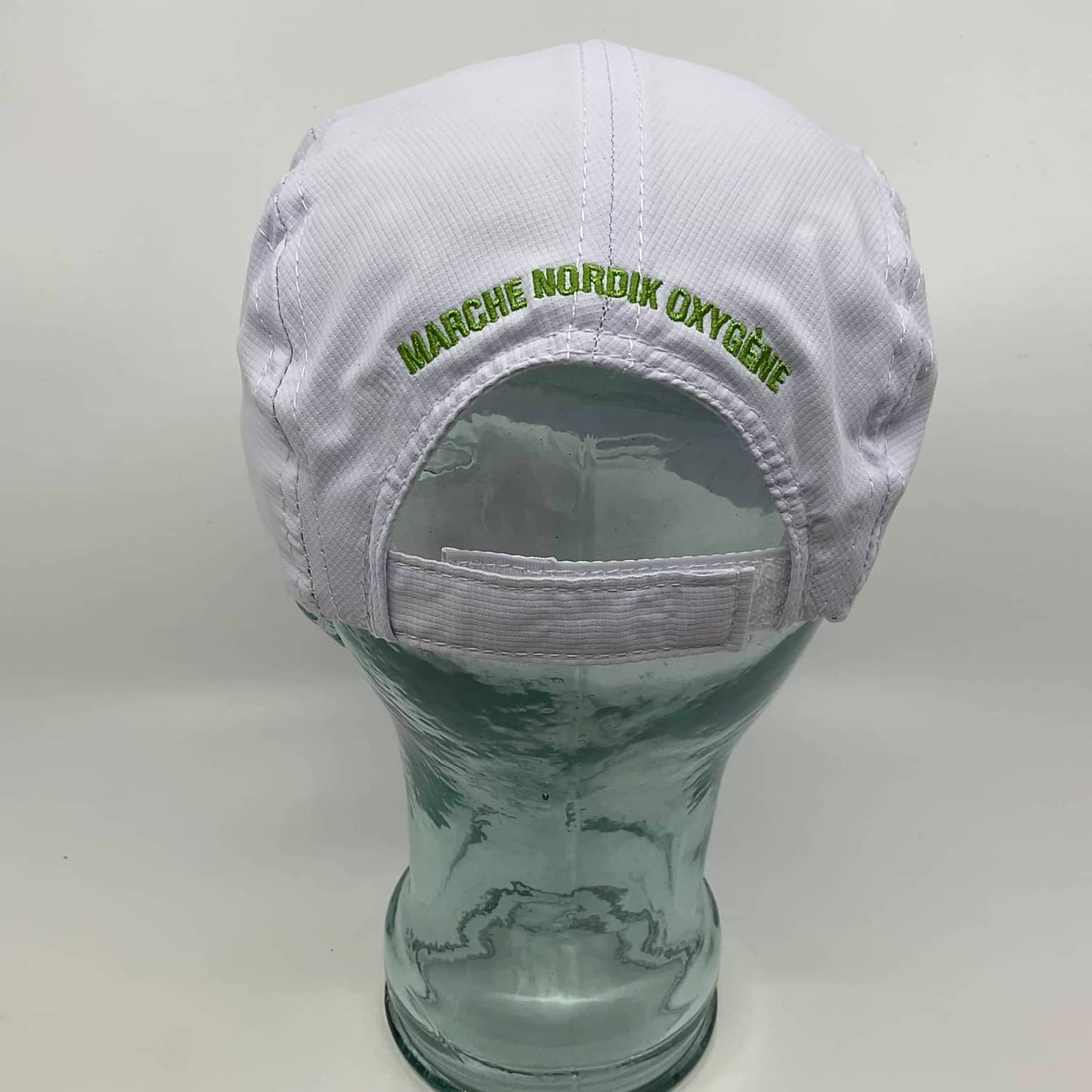 4-panel cap in pearlized nylon polyester - UPF50+